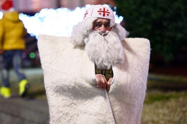 Грузия: Товлис бабуа Грузия: Товлис бабуа