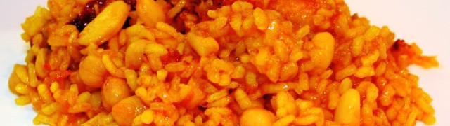 Белая фасоль с рисом и соусом софрито (Empedrado de Arroz)